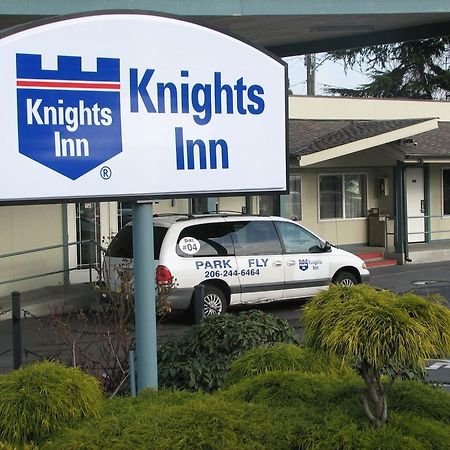 Knights Inn & Suites Seatac Airport ทัควิลา ภายนอก รูปภาพ